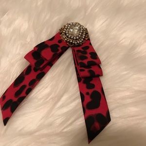 Red Leopard Fashion Brooch